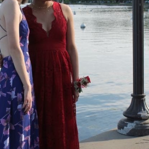 Red lace Prom Dress - Picture 2 of 3